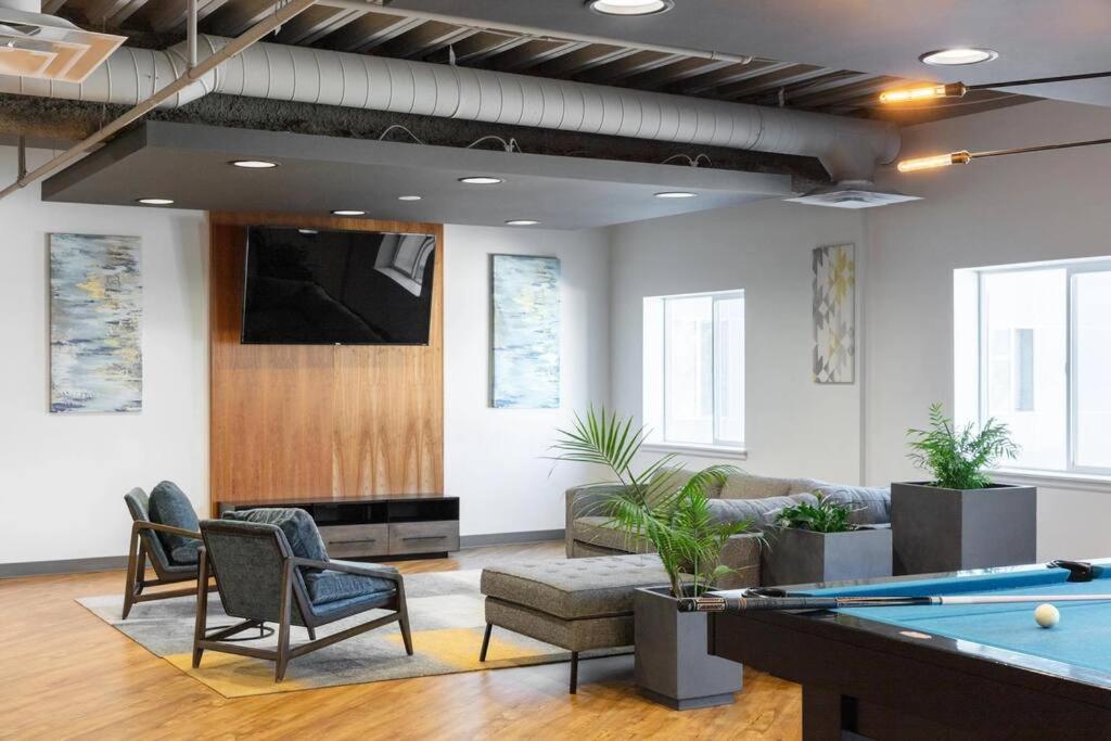 Appartamento Charming Downtown Getaway Salt Lake City Esterno foto