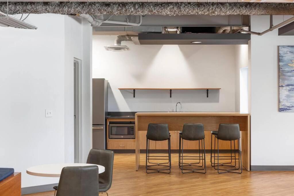Appartamento Charming Downtown Getaway Salt Lake City Esterno foto